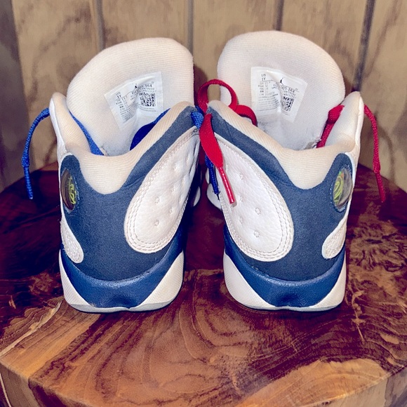 PO: Kids cool kicks Jordan👟 - Picture 2 of 6